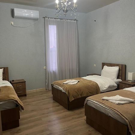 Hotel Shogi Зугдіді Екстер'єр фото